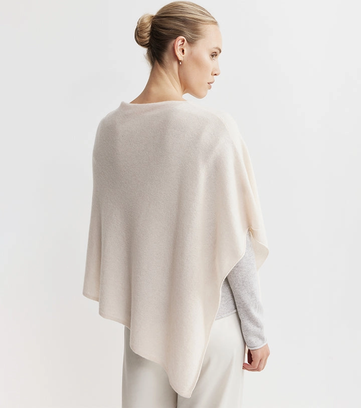 Cashmere Poncho - Soft Peach