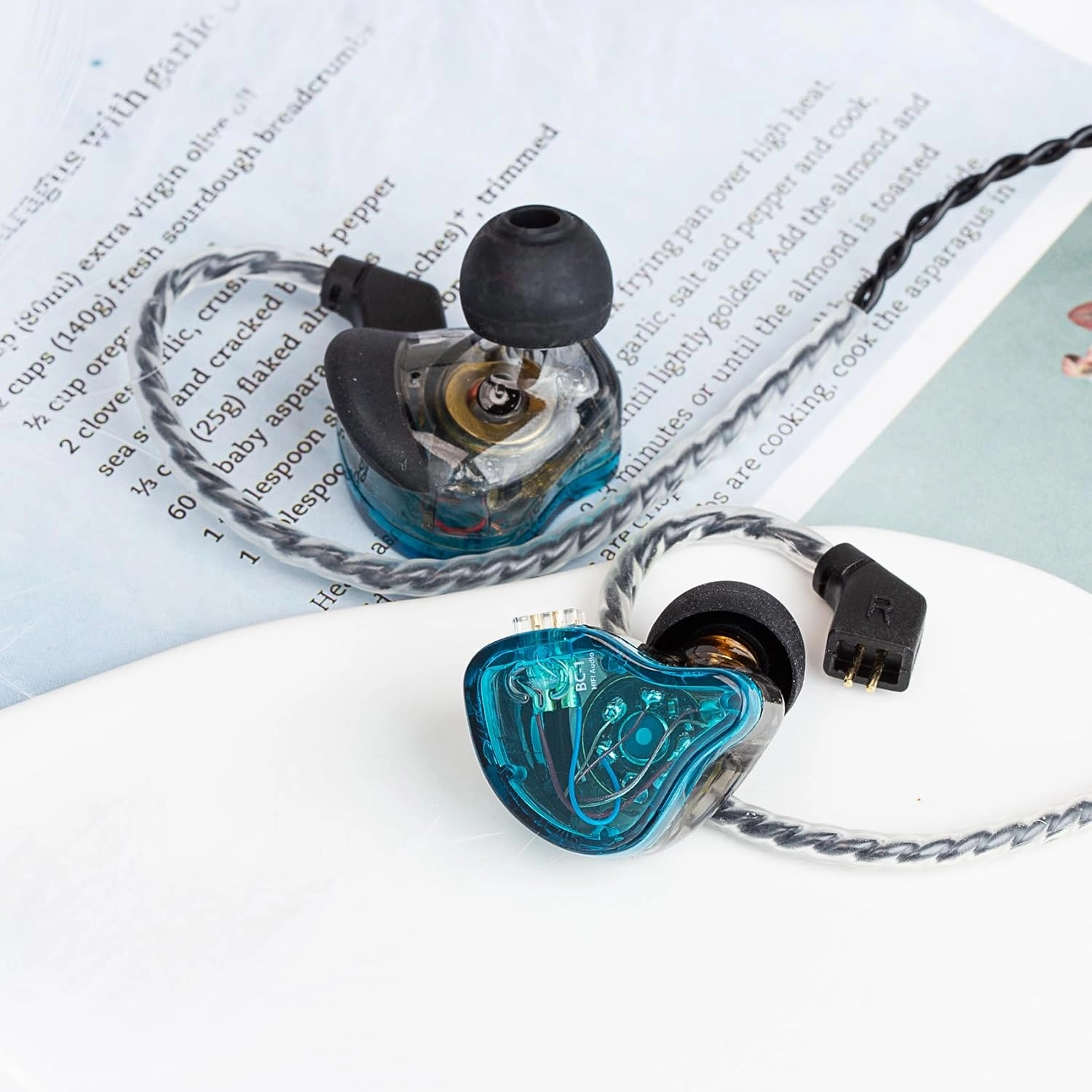 CCZ Melody Wired Earbuds Earphones, hifi 1DD 1BA Drivers in ear Headphones, in ear Monitors with Crisp Clear Sound, iem Corded Earbuds for Singers Musicians Drummer Studio (Blue, without microphone)