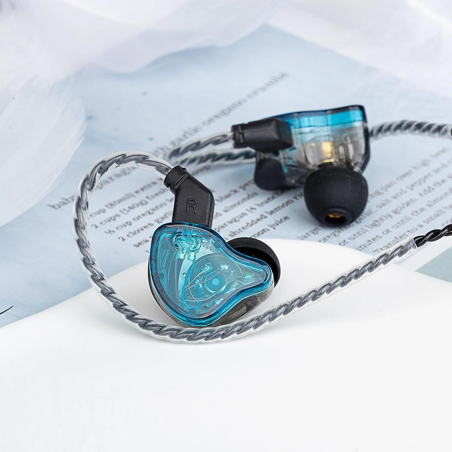 CCZ Melody Wired Earbuds Earphones, hifi 1DD 1BA Drivers in ear Headphones, in ear Monitors with Crisp Clear Sound, iem Corded Earbuds for Singers Musicians Drummer Studio (Blue, without microphone)
