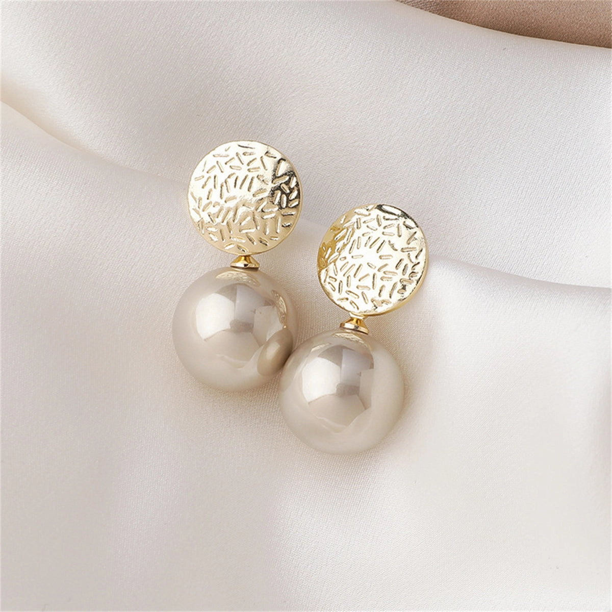 Champagne Pearl & 18K Gold-Plated Etched Circle Drop Earrings