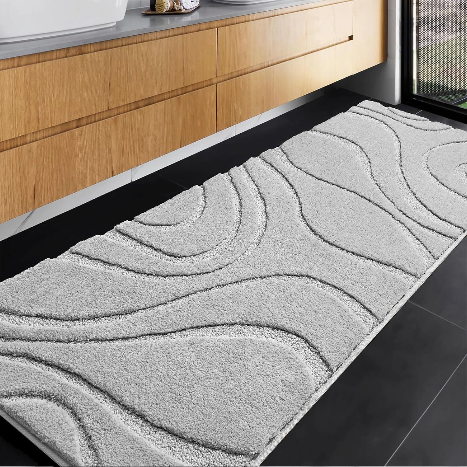 DEXDE Bathroom Rugs Mat Runner 24 x 60 Inch, Light Gray Bath Rugs Extra Long Non-Slip Machine Wash Dry Bath Mats Large Soft and Absorbent Microfiber Carpet for Bathroom Floor, Tub and Shower