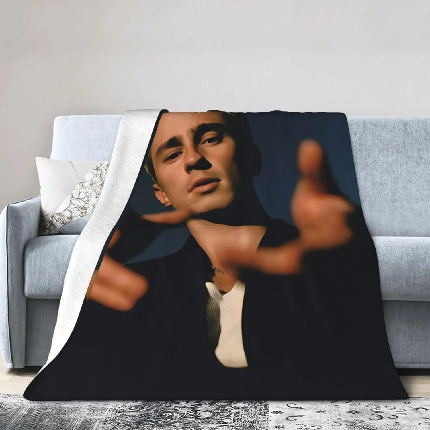 Drew Music Starkey Blanket Cozy Soft Blanket Lightweight Blankets Warm Throw Blanket Suitable for All Season 40"x30"