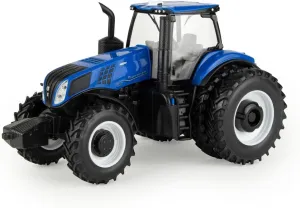 ERTL 1/32 New Holland T8.380 MFWD with Row Crop Dual Rear Tires