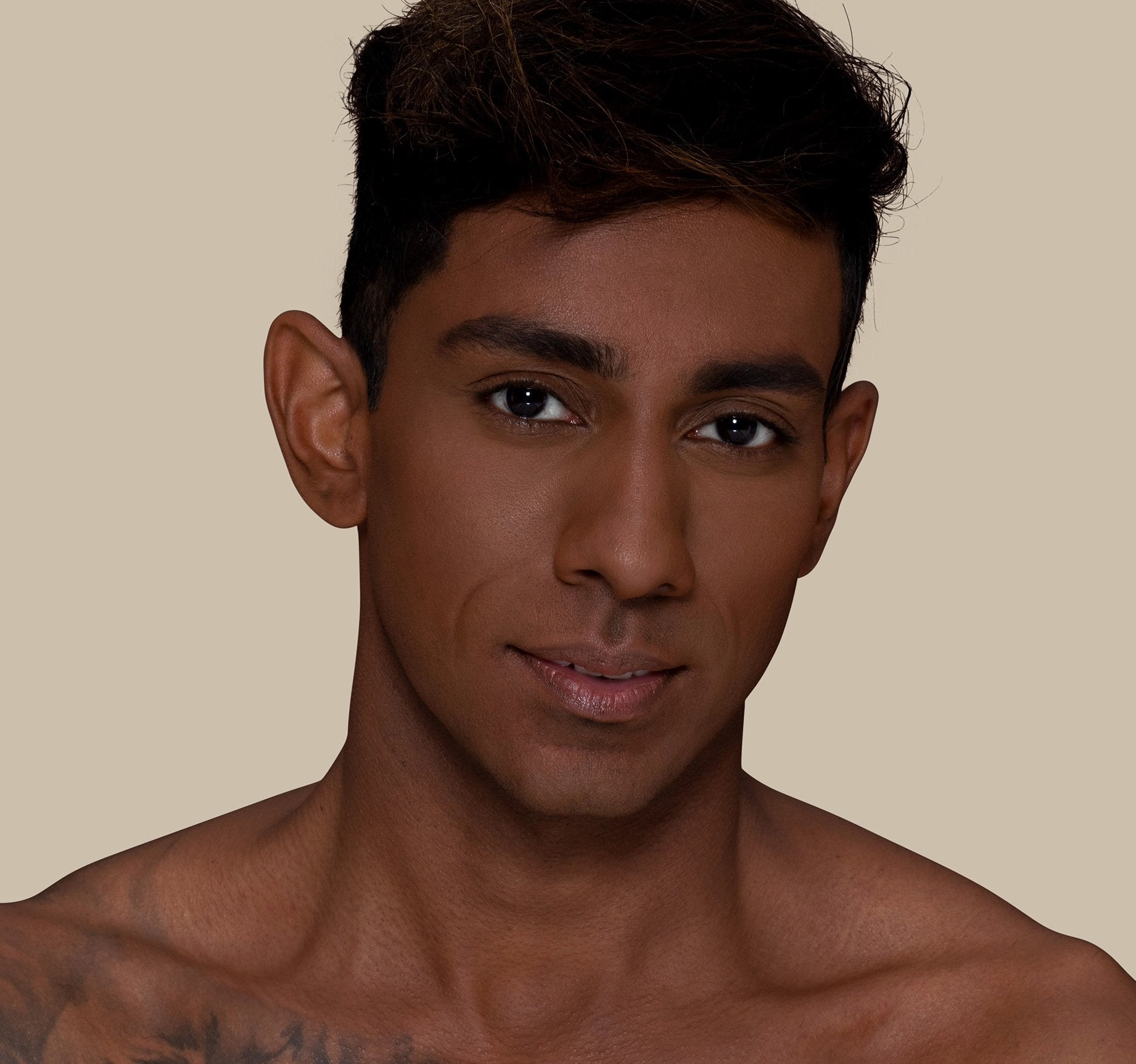 FLUIDITY FULL-COVERAGE FOUNDATION - F5.10