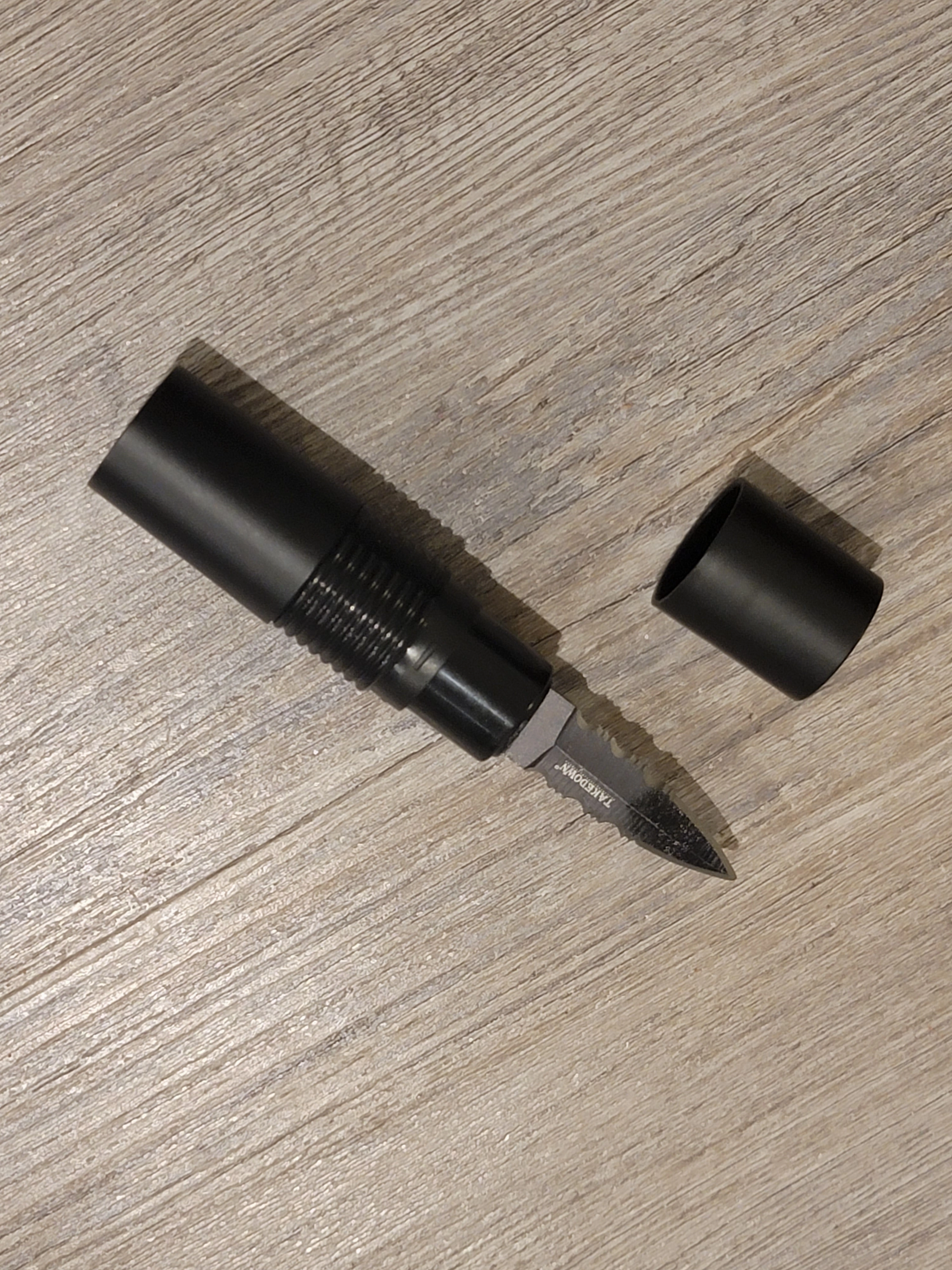 Lipstick Knife