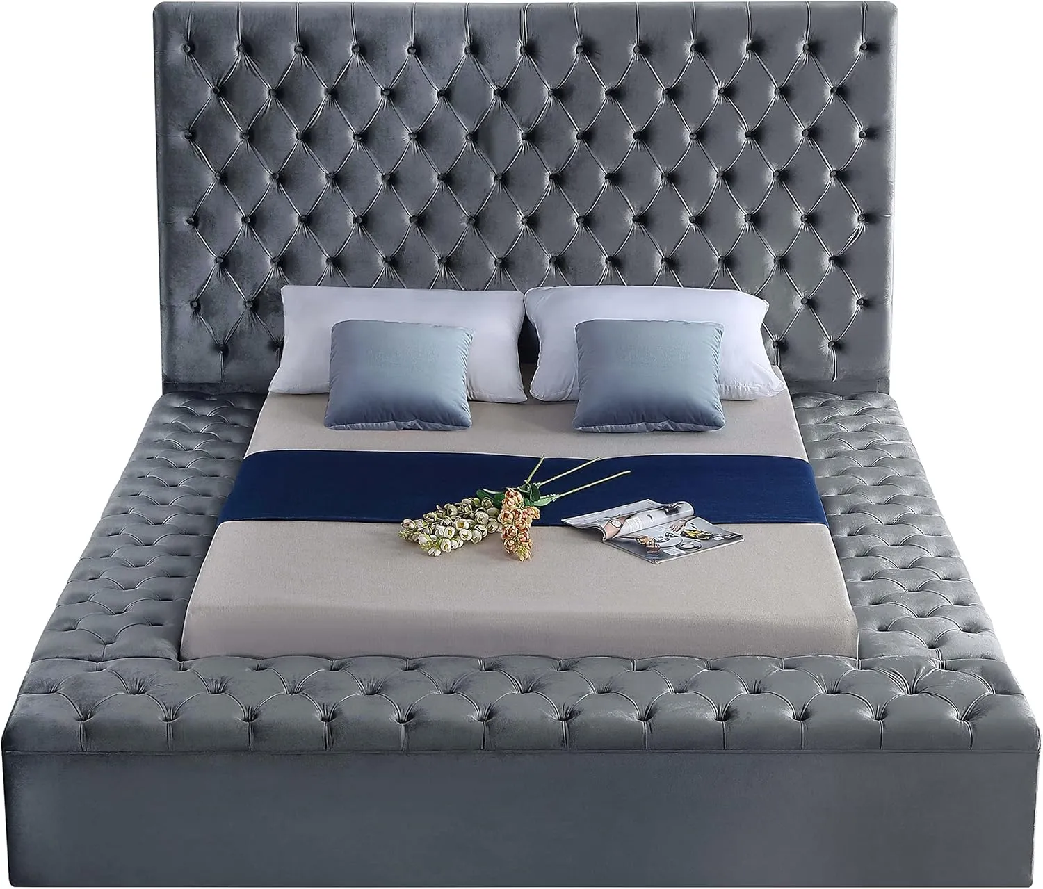 Meridian Furniture Bliss Collection Modern | Contemporary Velvet Upholstered Bed with Deep Button Tufting and Storage Compartments in Rails and Footboard, Gray, King