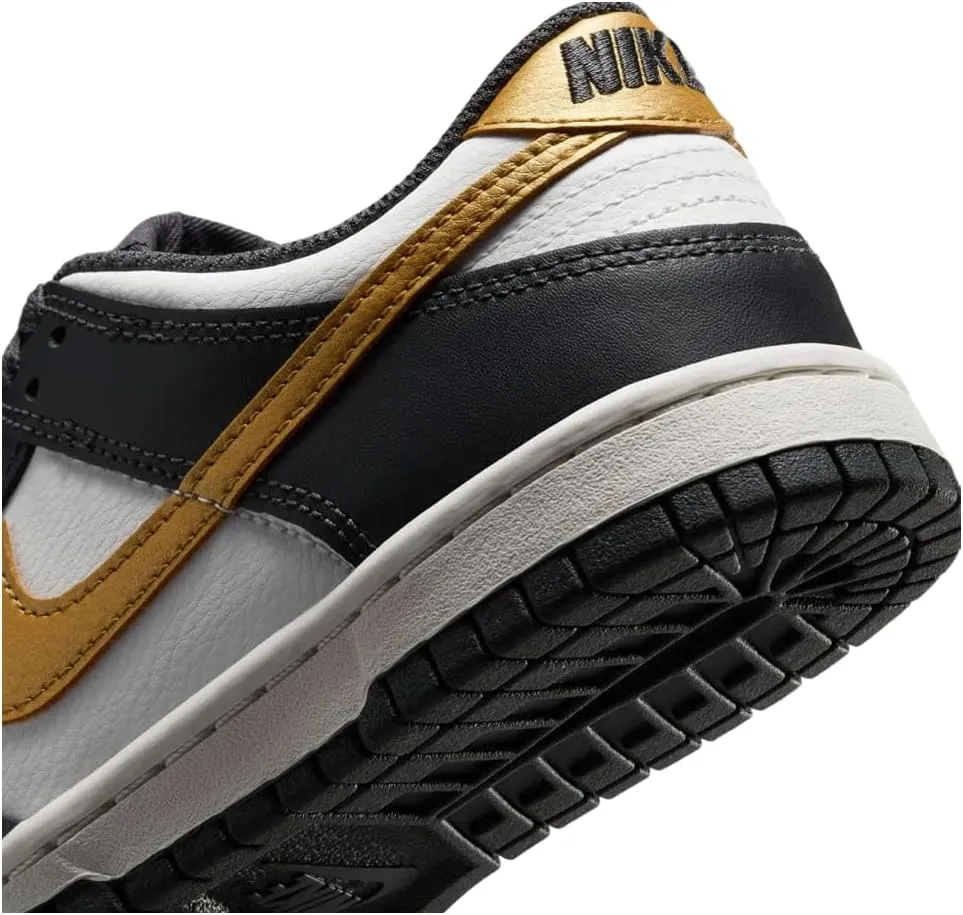 Nike Dunk Low Mens Sneakers