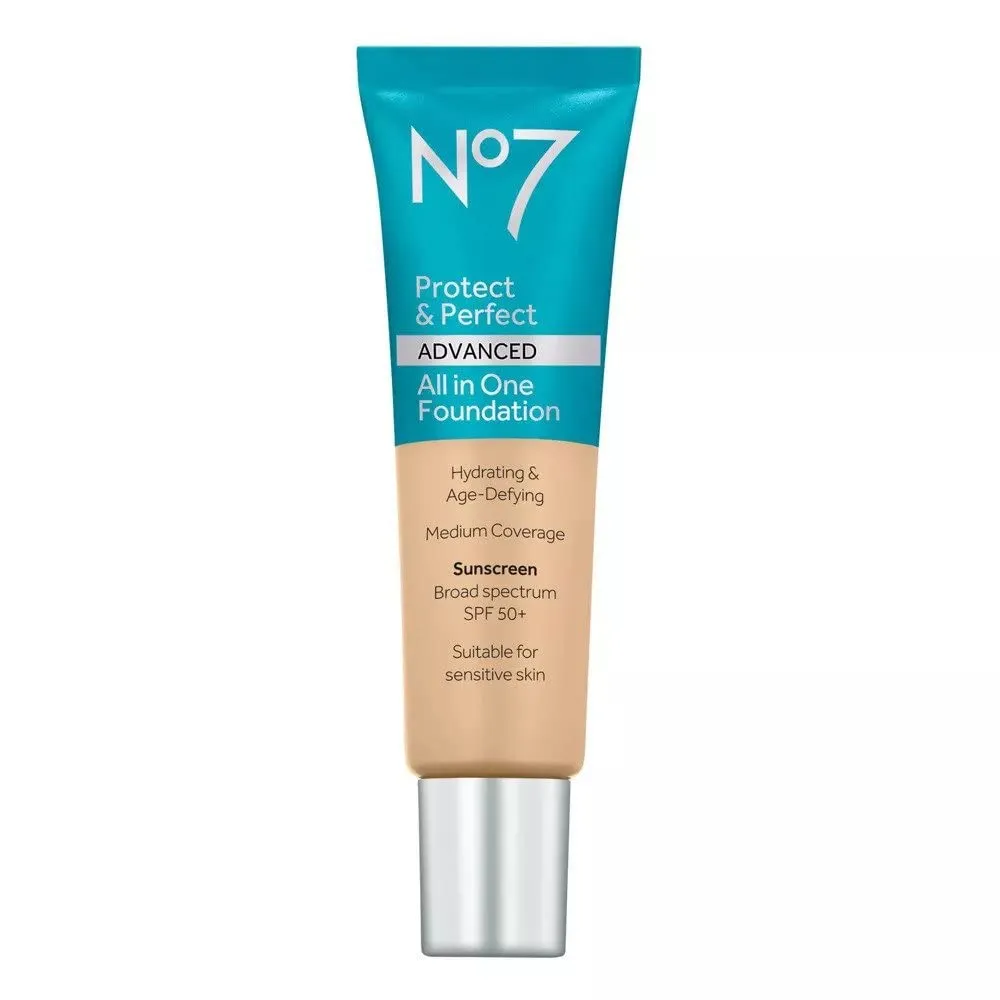 No7 Protect & Perfect Advanced All in One Foundation - Deep Honey - Light to Buildable Coverage - Hydrating Foundation with SPF 50 - Reduces Redness & Blurs Visible Pores (30ml)