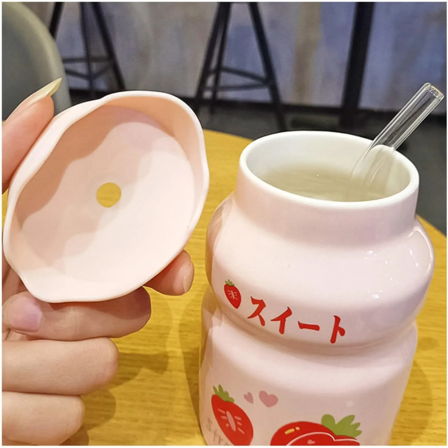 Portable Kettle Water Bottle Milk Juice Bottle with Straw Cute Cups with Lid and Straw Ceramic Mug with Silicone Lid Cute Water Bottle (Color : Yellow, Size : 500ml)