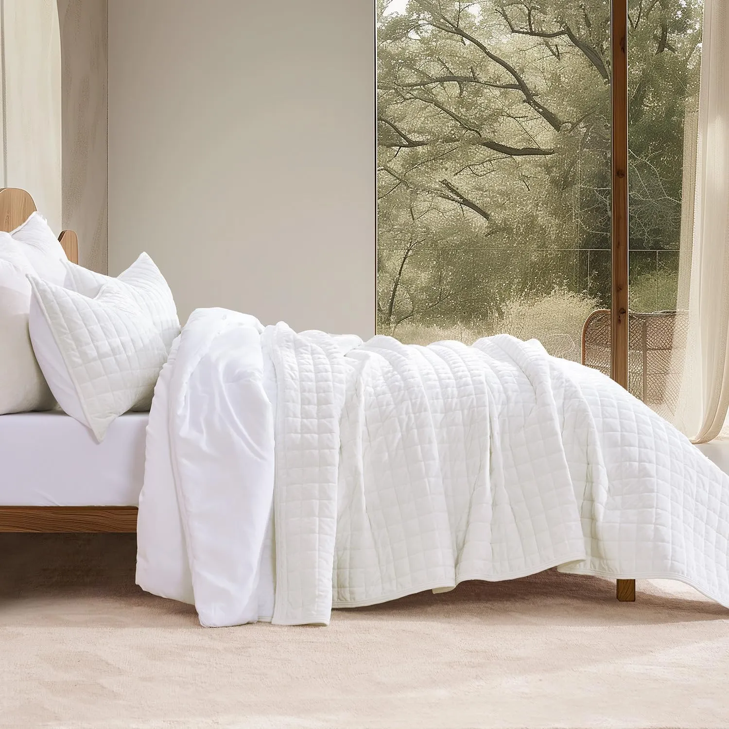 RECYCO Luxury Velvet Quilt Set King Size Bedding Sets, Ultra Soft Velvet Comforter Set, Lightweight Channel Box Stitch Oversized Bedspread Coverlet for All Season, with 2 Shams, Bright White