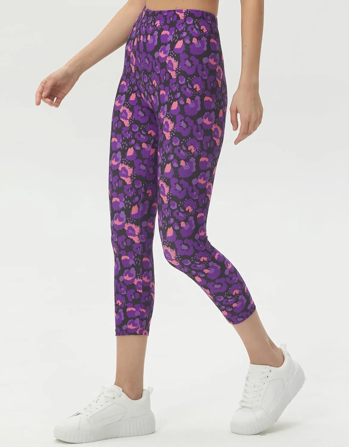 sissycos Women's Artistic Splash Printed Cropped Capri Leggings Buttery Soft Tights 21"