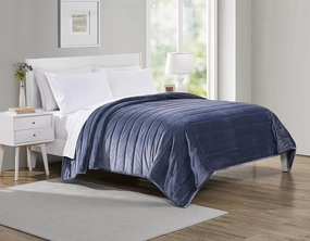 Tahari Home - Queen Quilt, Ultra-Soft Quilted Velvet Bedding, Medium Weight & Ideal for All Seasons (Midnight Blue, Queen)