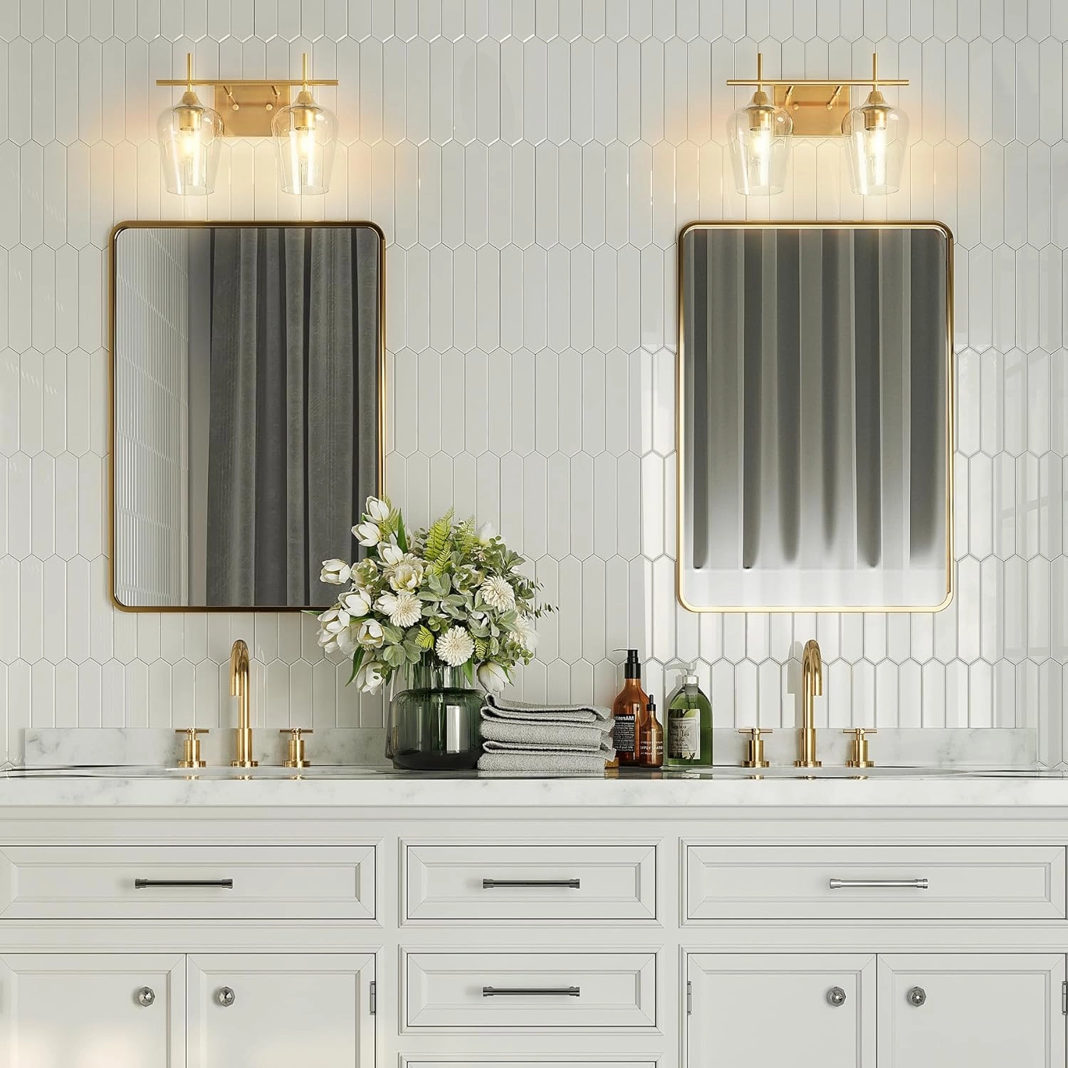 VONLUCE Bathroom Vanity Light, 2-Light Bathroom Light Fixture Over Mirror, Vanity Light Fixtures with Clear Glass, Modern Wall Sconce for Bathroom Bedroom Hallway Kitchen, Brushed Gold