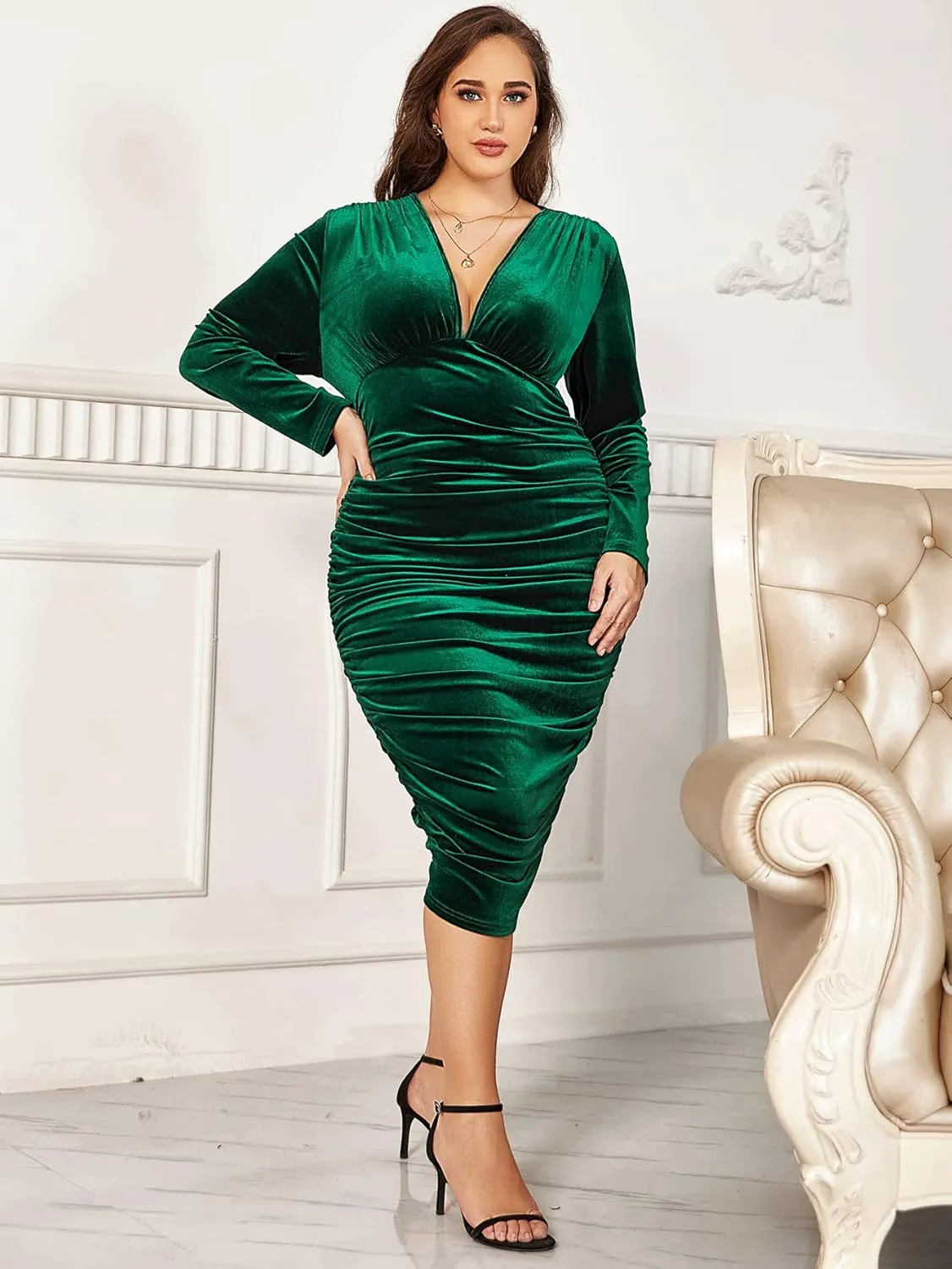 WDIRARA Women's Plus Size Ruched Deep V Neck Midi Dress Long Sleeve Velvet Bodycon Dresses